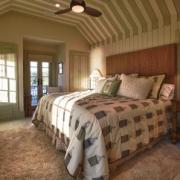Relaxing coastal bedroom